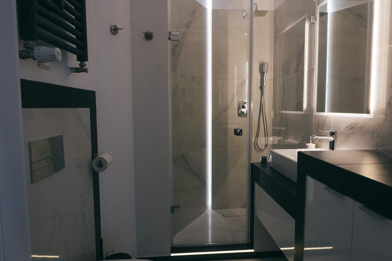 Grey Apartment Kolowa クラクフ エクステリア 写真